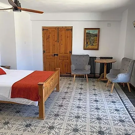 Nocleg ze śniadaniem Casa Lascorz 3*