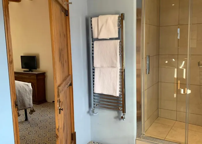 Casa Lascorz Bed & Breakfast